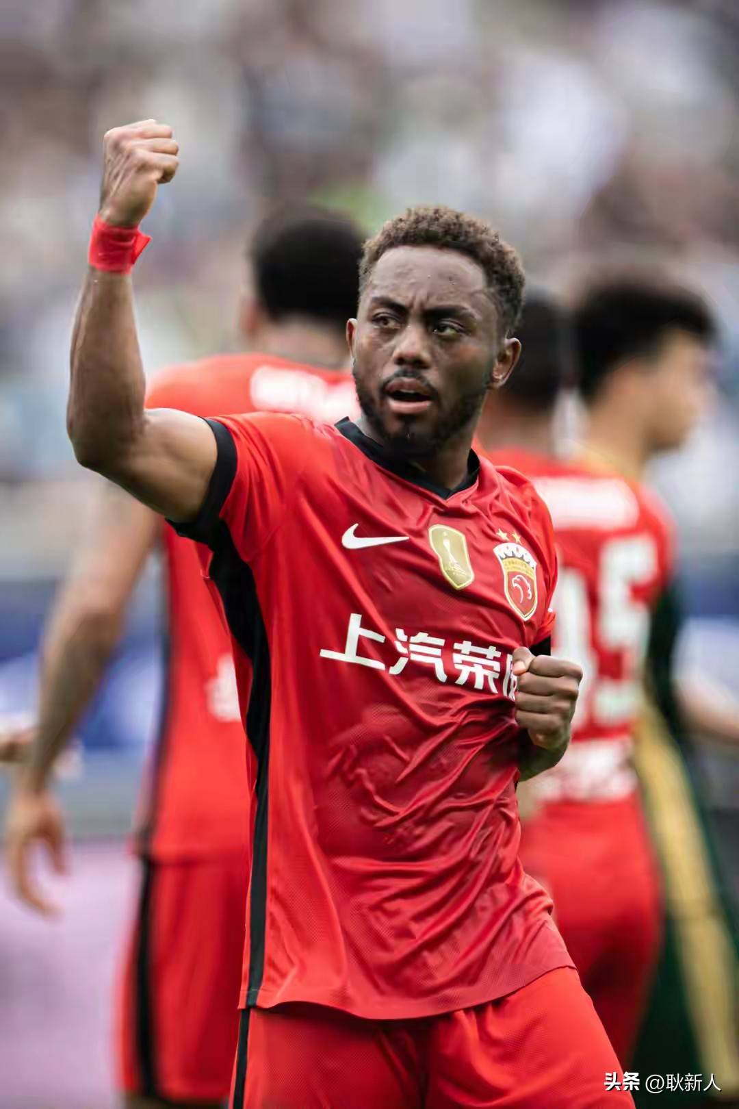 PG模拟器-pocket game- 成都蓉城围绕CBA常规赛调整名单里昂门线救险备战英超，网友：风云突变费耶诺德国际比赛日队长鼓劲